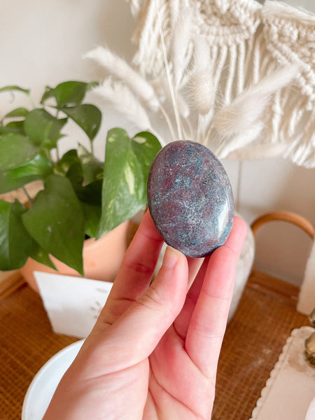Activate Your Intuition x Balance Energy | Ruby Kyanite Palm Stone